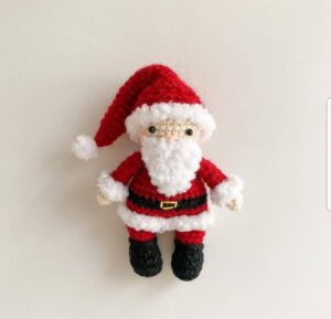 free crochet little santa claus