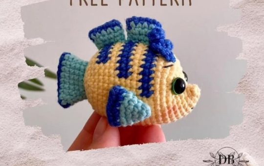 free small fish crochet pattern