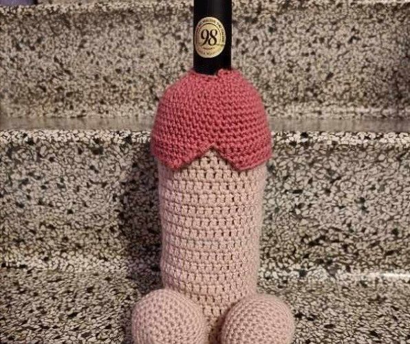 Penis wine cosy crochet pattern