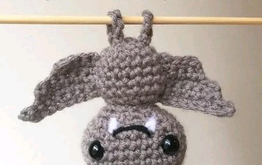 Amigurumi Bat crochet pattern