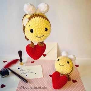 Bee of love crochet pattern