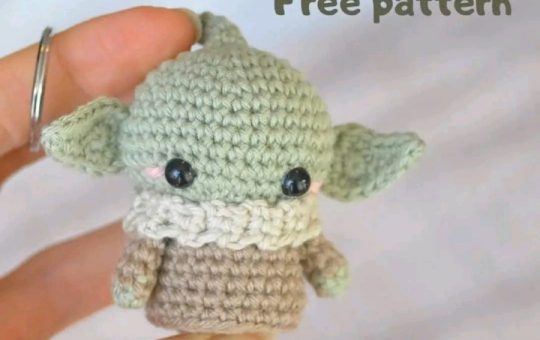 Free baby Yoda pattern