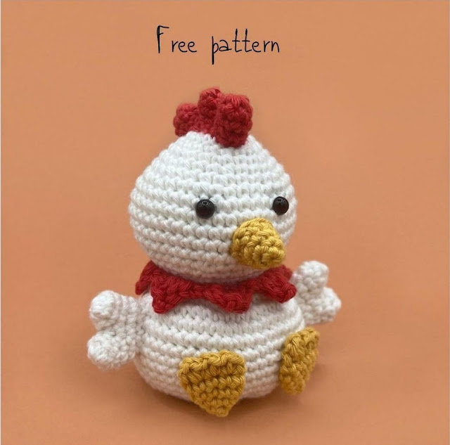 Red crested Rooster crochet pattern