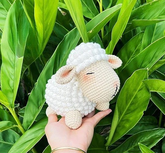 white sheep crochet pattern