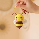 Bee yellow crochet pattern