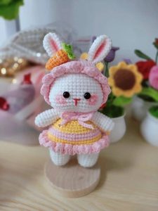 Rabbit in skirt pattern