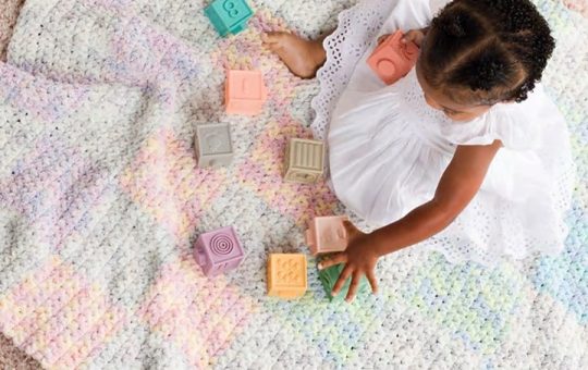 Crochet Checkerboard baby Blanket