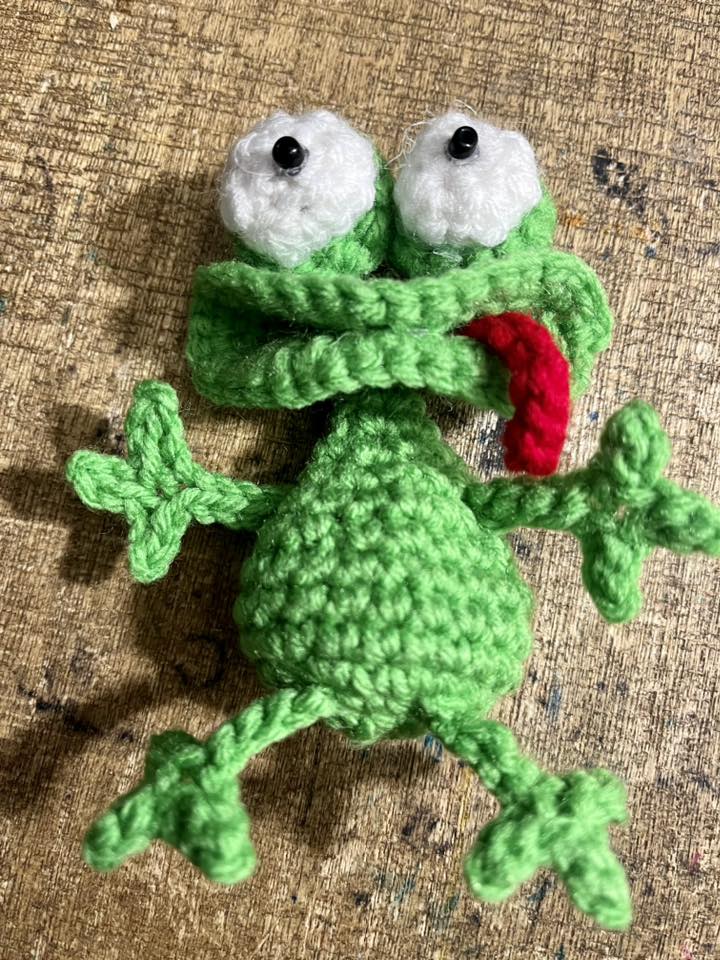 Funny Frog crochet pattern