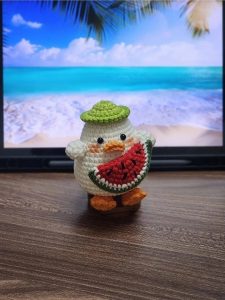 Amigurumi Duck eating watermelon pattern
