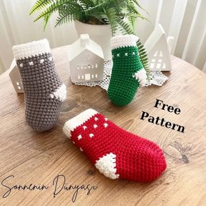 Christmas Socks Crochet pattern