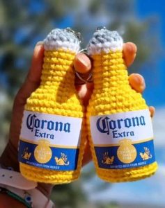 Crochet keychain pattern with beer bottle design