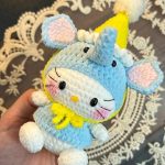 Elephant wearing birthday hat pattern