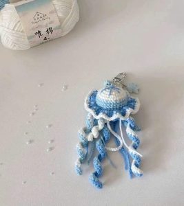 Jellyfish keychain pattern