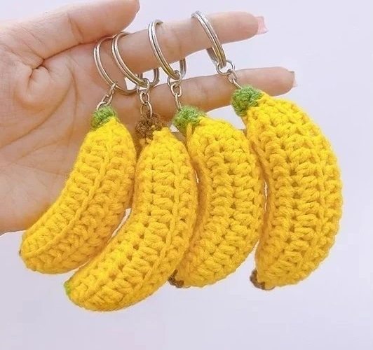 Banana keychain pattern