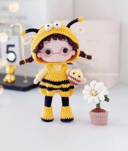 bee doll crochet pattern