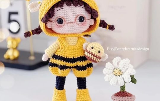 bee doll crochet pattern