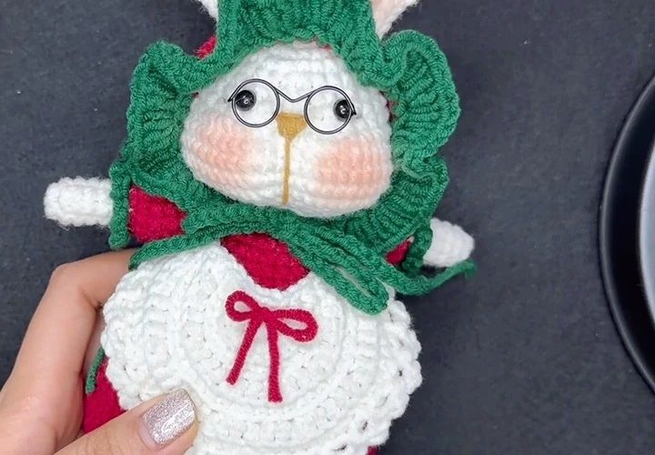 Christmas Bunny cosplay pattern