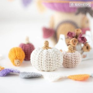 Halloween pumpkin crochet pattern