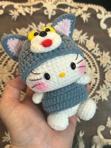 Hello Kitty cosplay Jerry crochet pattern