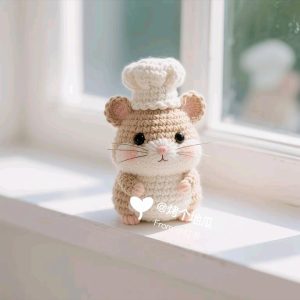Mouse chef crochet pattern