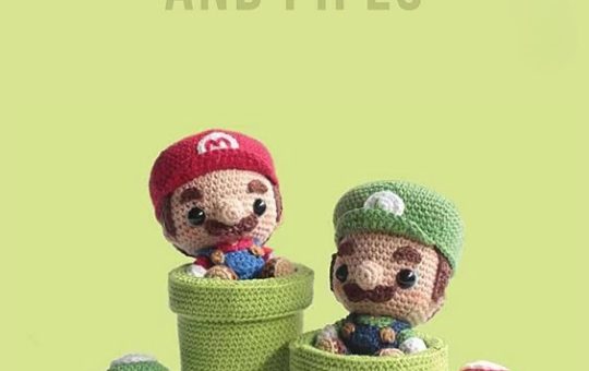Plumbers Mario and pipes pattern