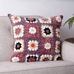 Pretty granny square crochet pillow (easy)
