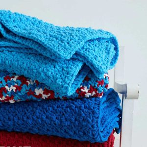 Blanket with solid color pattern