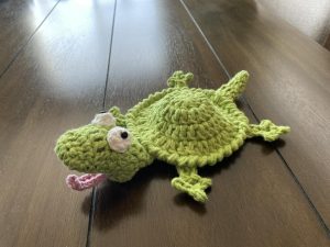 Lizard coaster crochet pattern