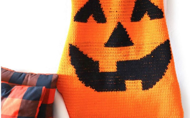 Jack-o-lantern crochet blanket